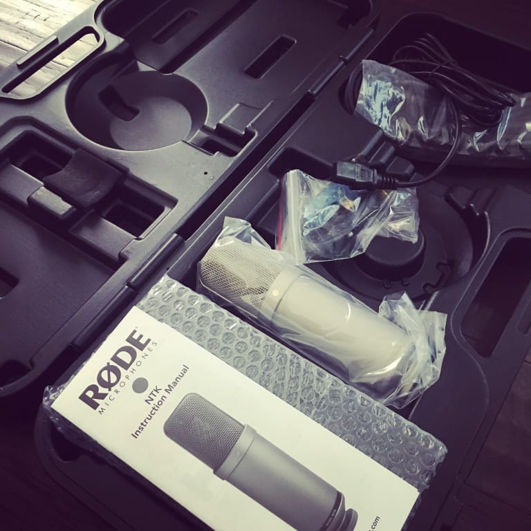RODE NTK Large-Diaphragm Tube Condenser Microphone | Guitar RODE NTK Large-Diaphragm Tube Condenser Microphone | Guitar