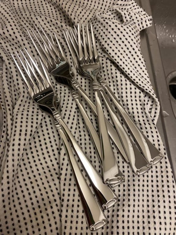 ZWILLING Angelico 18/10 Stainless Steel Flatware Set On Sale Bed