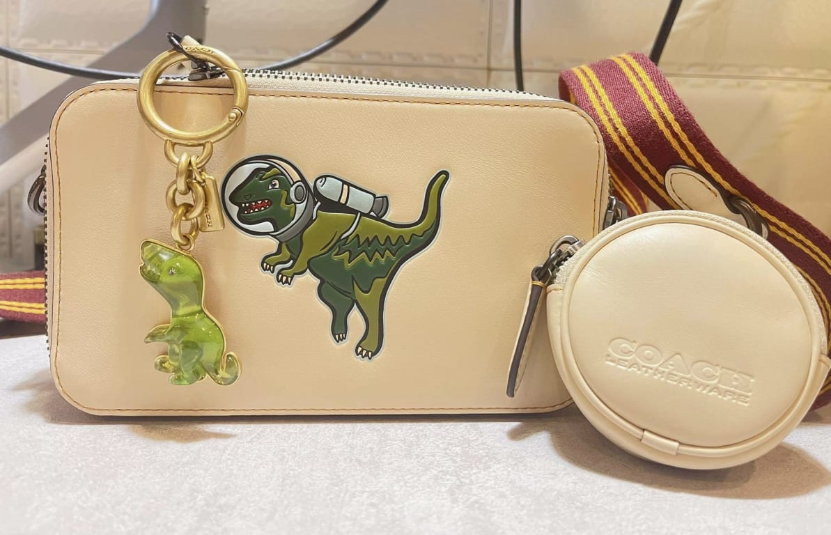 Coach Rexy Dinosaur RAINBOW OIL SLICK Hologram Metal Keychain Bag Charm  NWT!
