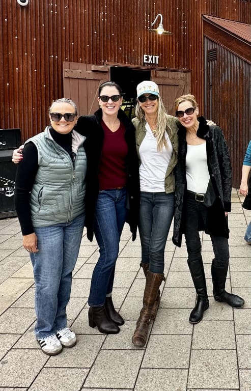 Customer Image Captioned: Far right and second to left are this jacket worn both ways