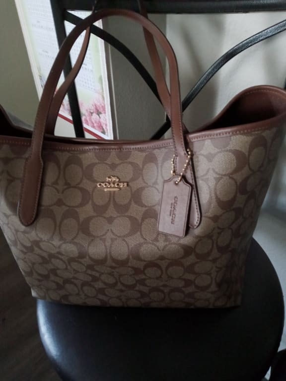 NWT Coach 5697 City Tote In Signature Brown 195031087905 