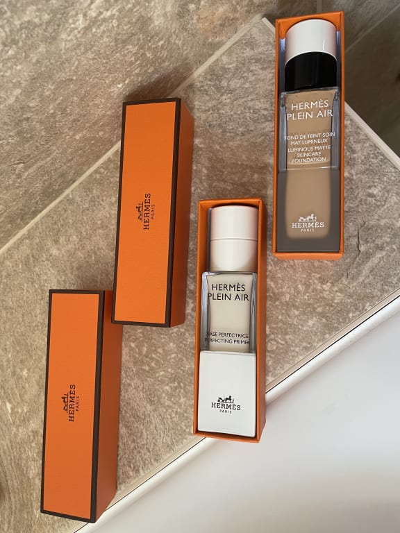 Hermès PLEIN AIR LUMINOUS MATTE SKINCARE FOUNDATION, 07N Kaolin