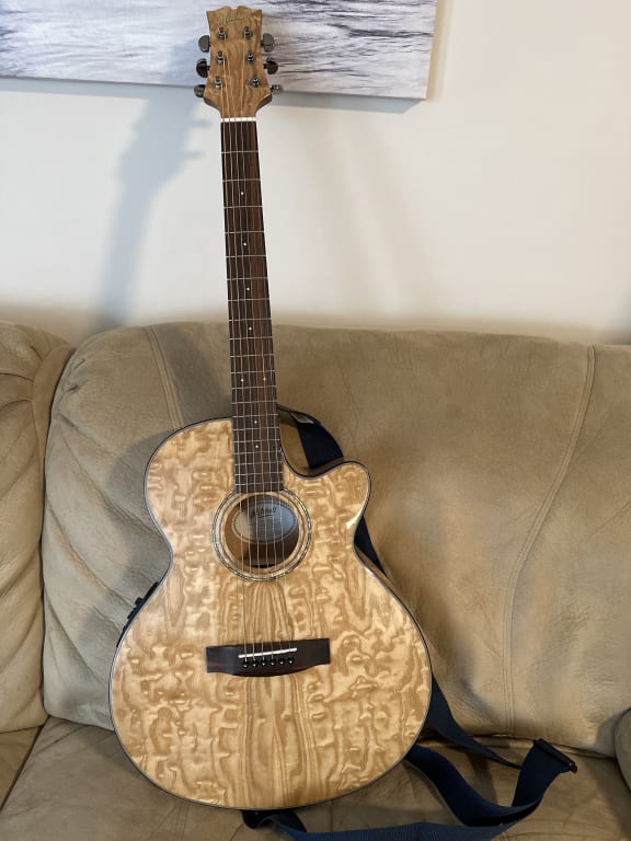 Mitchell MX430QAB Exotic Series Acoustic-Electric Midnight Mitchell MX430QAB Exotic Series Acoustic-Electric Midnight