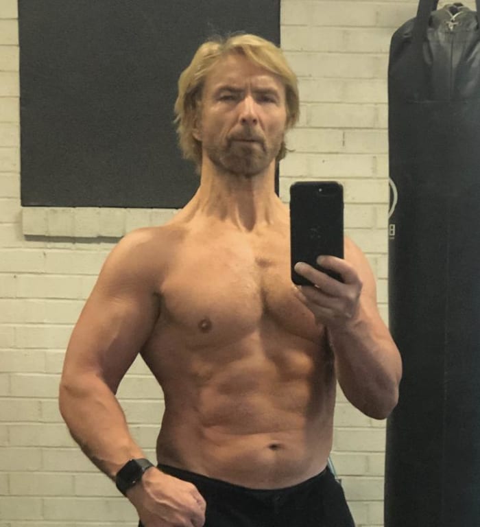 user uploaded review image2 , graphic