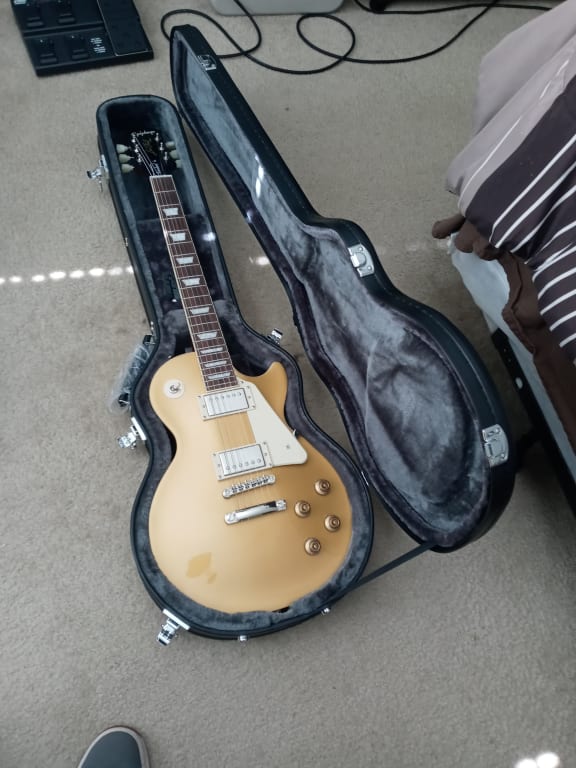 Epiphone Les Paul アイボリー ハードケース付き Epiphone Les Paul アイボリー ハードケース付き Epiphone Tommy