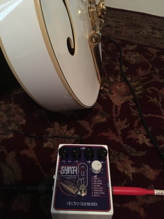 Electro-Harmonix SYNTH9 Synthesizer Machine Pedal | Guitar
