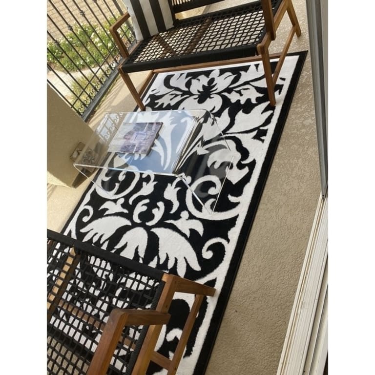 Linon Putnam Black/ White Damask Area Rug Bed Bath & Beyond 20340033