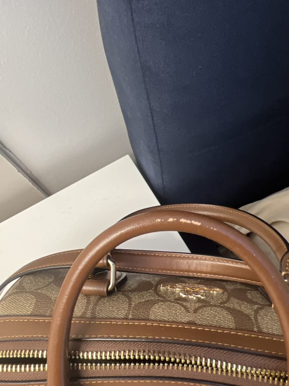 My first Coach bag: Rowan model! Thank you for your suggestions 🥹 : r/ handbags