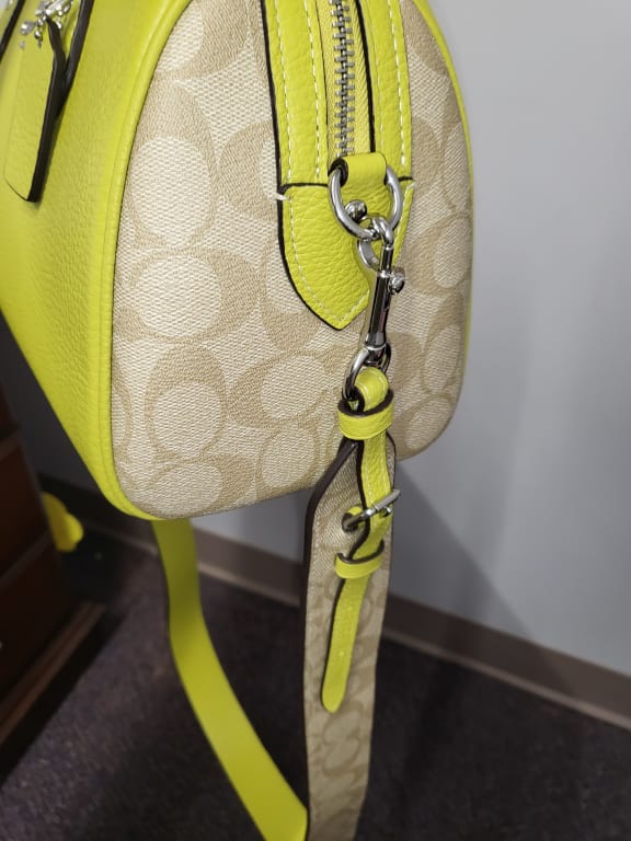 tas sling-bag Coach Signature Mini Bennett Satchel Yellow