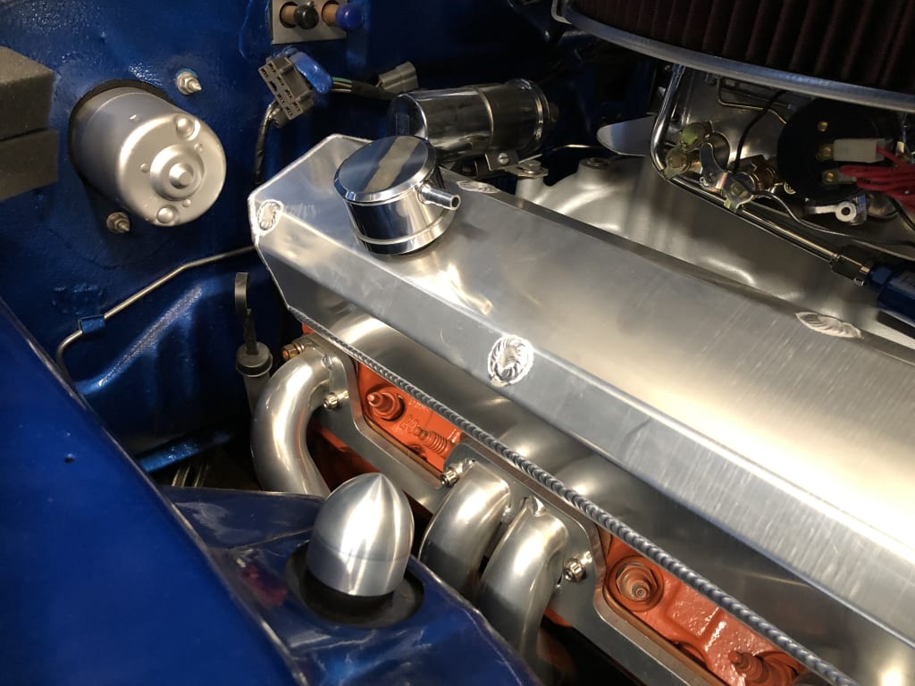 パーツ Billet Specialties PCV Breather Bowtie Billet Specialties | Breathers / PCV Breathers