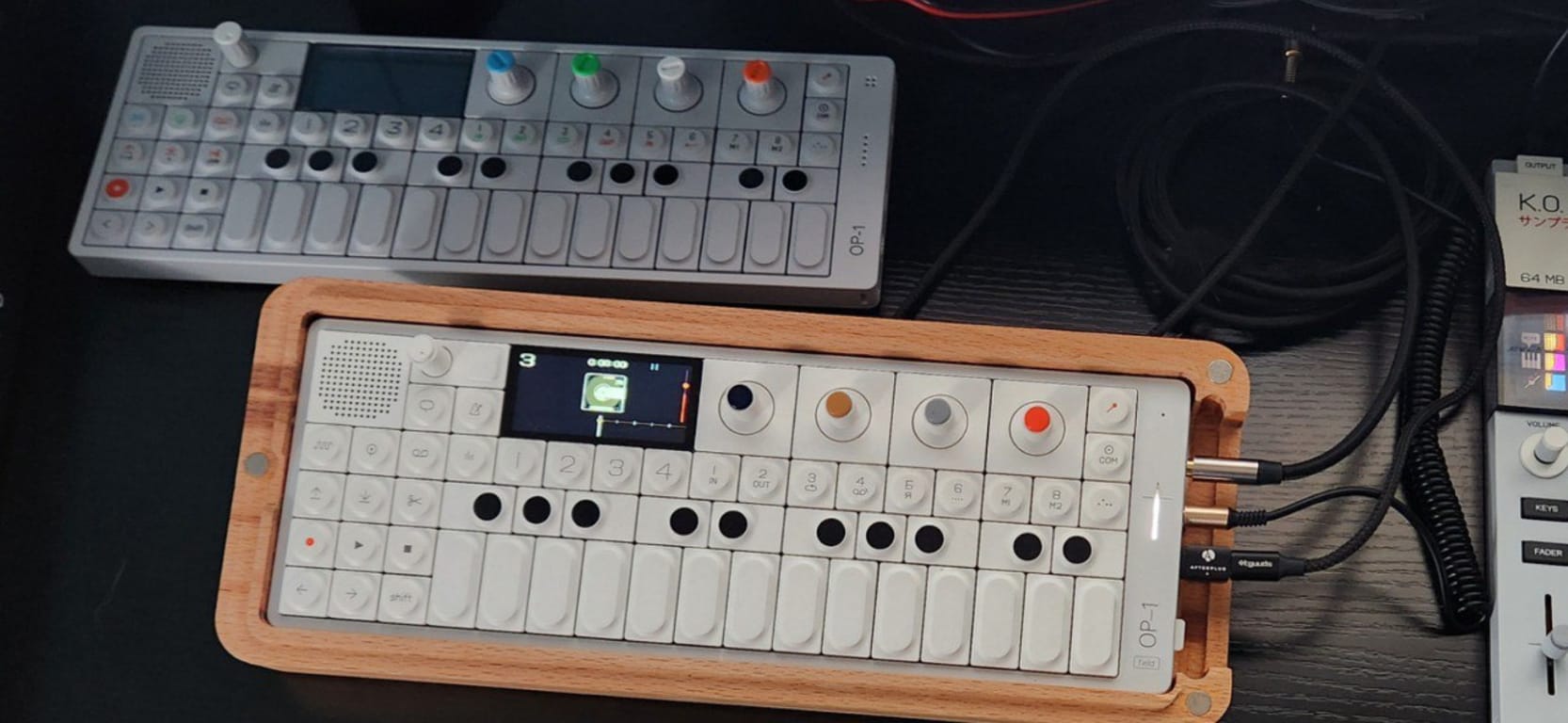 teenage engineering OP-1 field Portable Synthesizer | Guitar teenage engineering OP-1 field Portable Synthesizer | Guitar