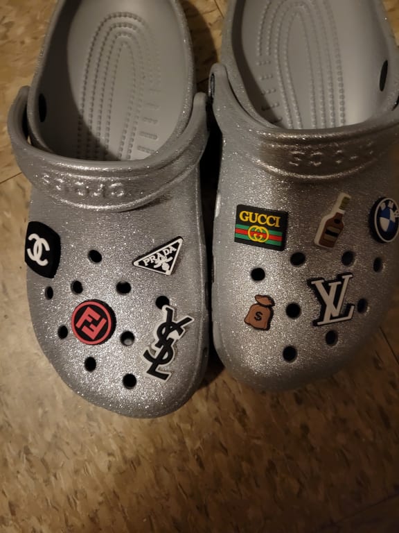 vuitton crocs jibbitz