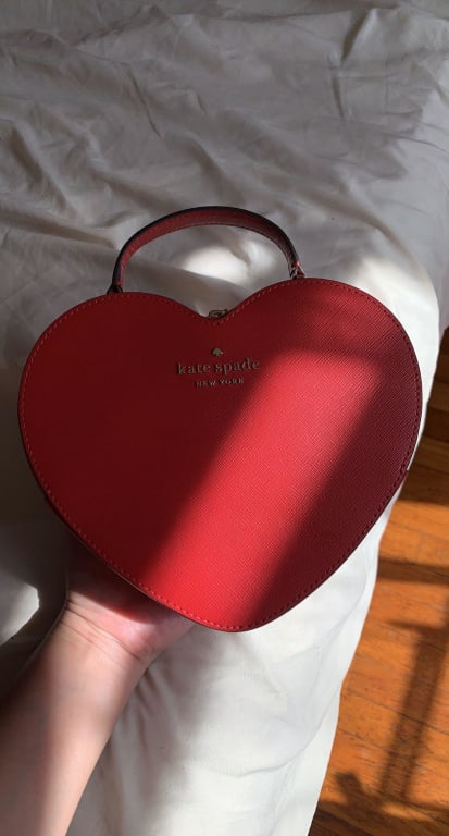 Valentines Day special ❤️ What's in my KATE SPADE - HEART BAG