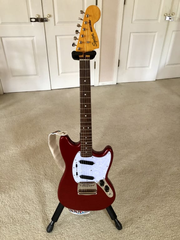squier classic vibe mustang 【美品】 Amazon.com: Squier Classic Vibe 60s Mustang Electric Guitar, with