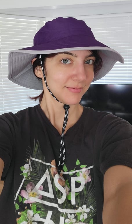 eddie bauer hiking hat