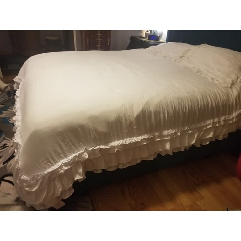 Silver Orchid Gerard Shabby Chic Ruffle Lace Comforter Set On Sale