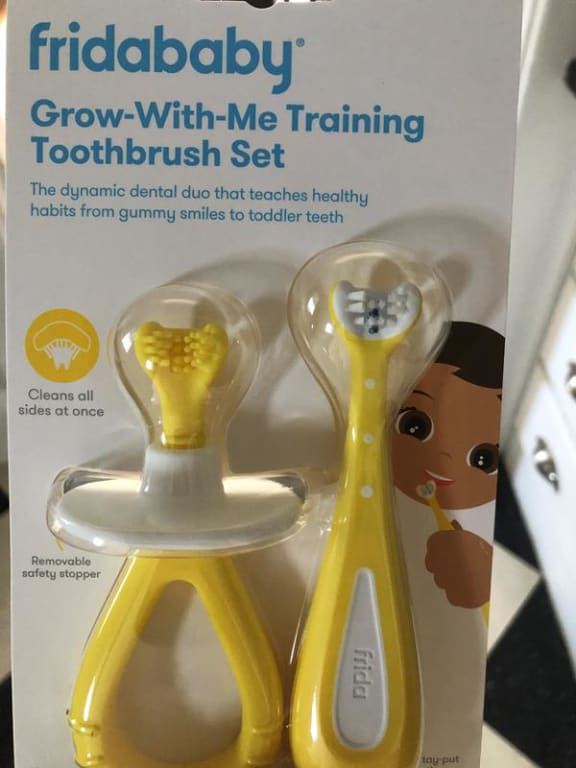 Fridababy Grow with Me Training Toothbrush Set