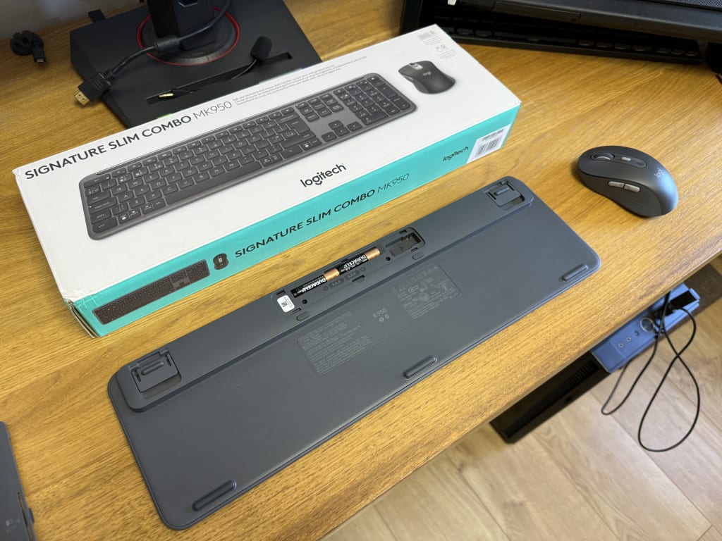 Signature Slim Slim Combo Logitech Logitech Singapore Logitech