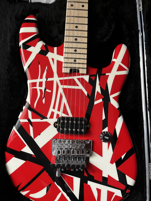 EVH Striped Series Electric Guitar Red with Black Stripes | Guitar