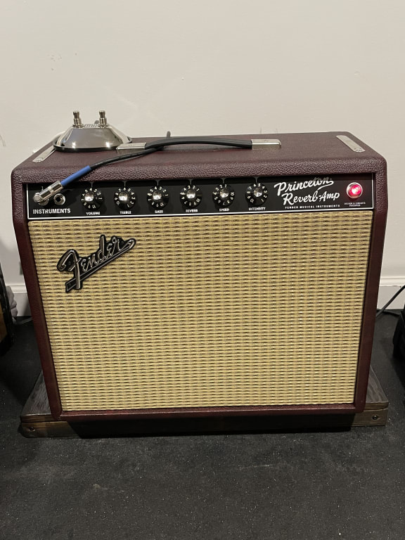 Fender Limited-Edition '65 Princeton Bordeaux Reserve 112 Fender Limited-Edition '65 Princeton Bordeaux Reserve 112