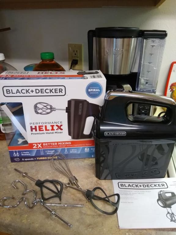 BLACK+DECKER Appliances Helix Hand Mixer