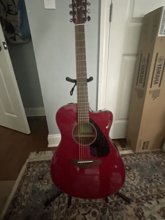Yamaha FSX800C Small-Body Acoustic-Electric Guitar Sand Yamaha FSX800C Small-Body Acoustic-Electric Guitar Sand