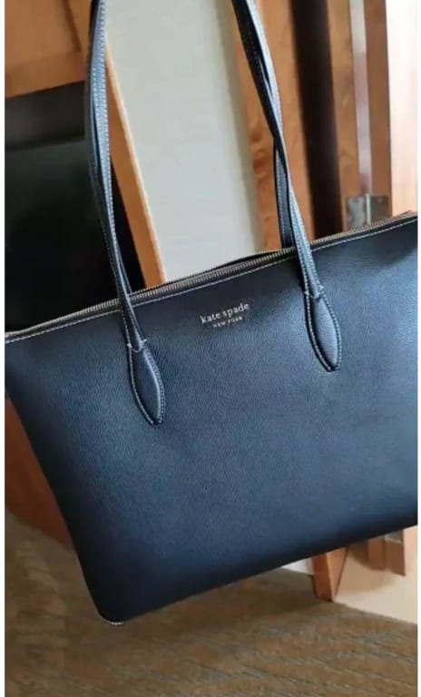 Kate Spade bag. All day large zip-top tote. 