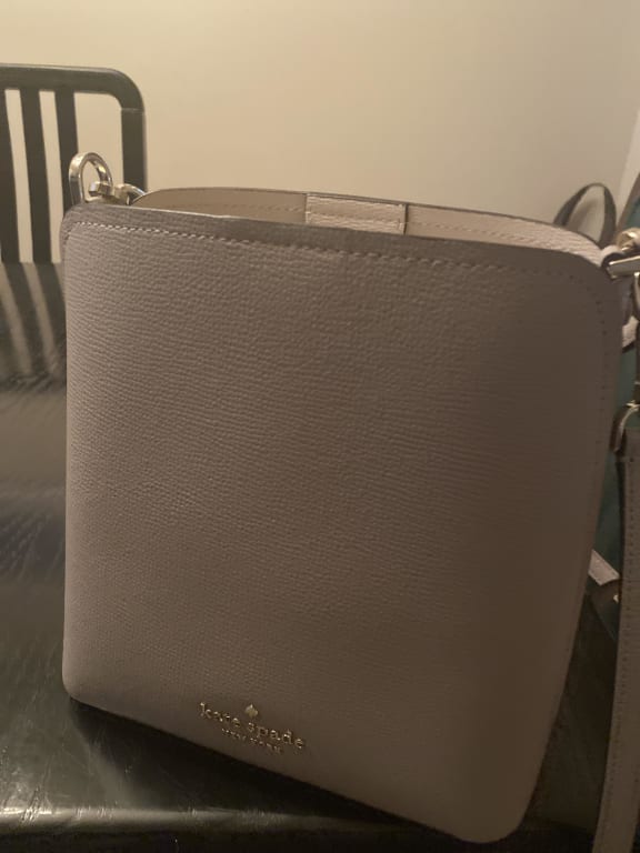 Kate Spade Darcy Small Bucket Bag - Warm Taupe – Jax & Henley