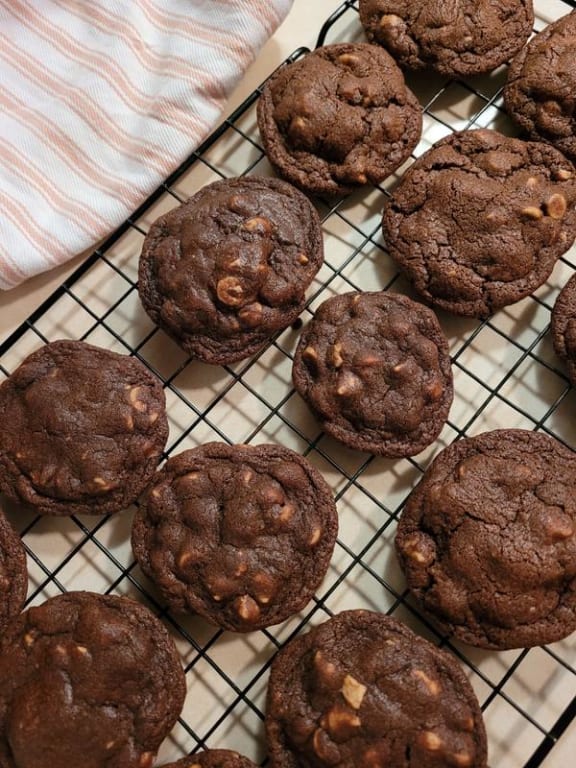 user uploaded review image2 , graphic