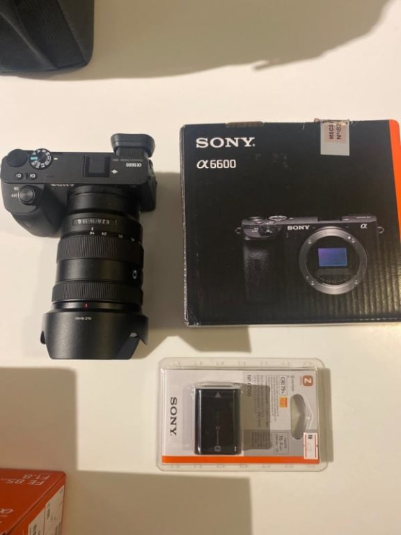 Sony Alpha 6600 Mirrorless APS-C Camera With 18-135 mm Zoom Lens And  0.02-sec. Fast AF, Real-Time Eye AF For Human And Animal, 5-Axis In-Body  Optical Image Stabilization, 4K HDR (HLG) Buy, Best