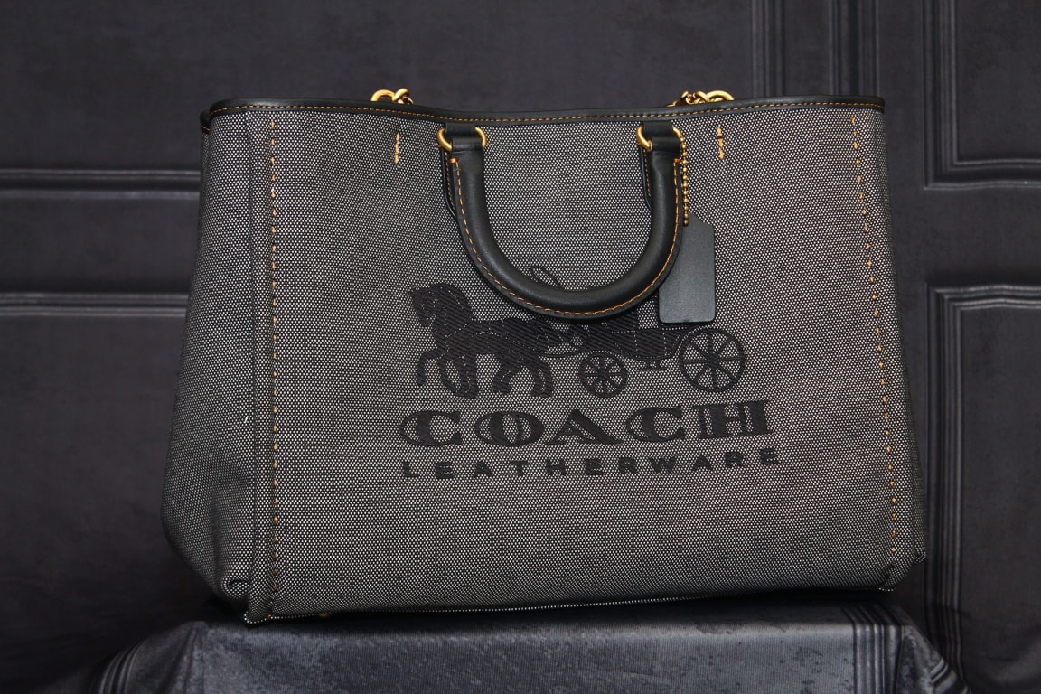 COACH®: Reese Tote 28