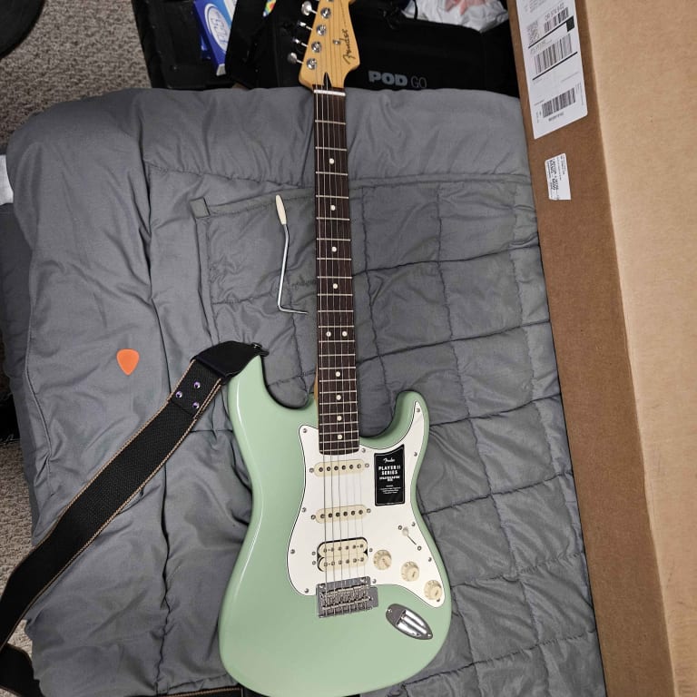 Fender Player II Stratocaster HSS Rosewood Fingerboard Electric