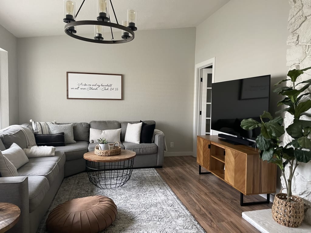 (B548) Providence Villa Dark Grey & Cream Distressed Look Area Rug, 5x8