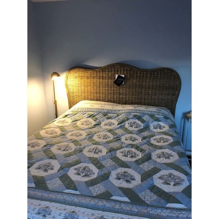 SAFAVIEH Imelda Grey Headboard (Queen) On Sale Bed Bath & Beyond 14428143