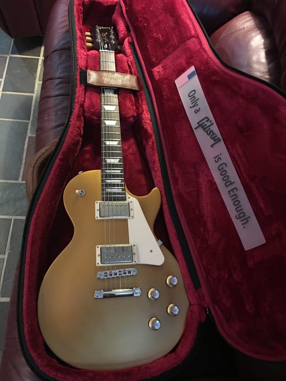 ギター Gibson les Paul tribute 2018 Gibson Les Paul Tribute 2018 - Satin Gold | Sweetwater