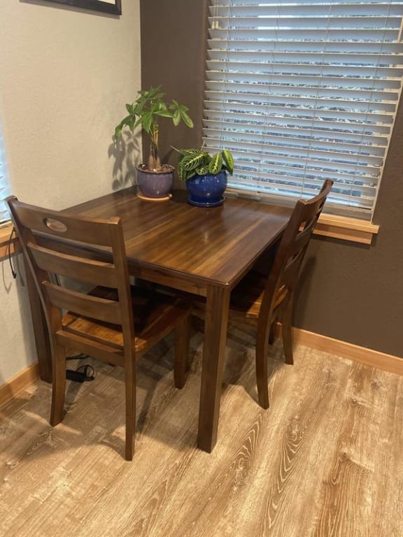 Hazelteen Square Counter Height Dining Set Table and 4 Chairs Bed