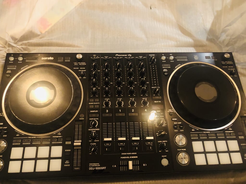 Pioneer DJ DDJ-1000SRT Controller for Serato DJ Pro | Guitar Center