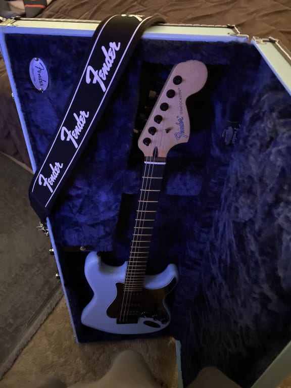 Fender Player Stratocaster HSS PT MN ケース Fender Player Stratocaster HSS PT MN ケース