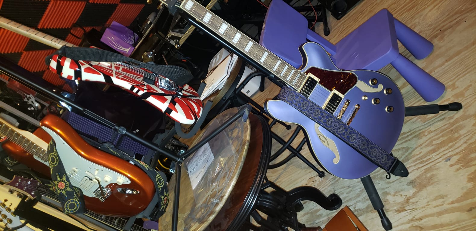 Ibanez Artcore AS73G Semi-Hollow Electric Guitar Metallic Ibanez Artcore AS73G Semi-Hollow Electric Guitar Metallic