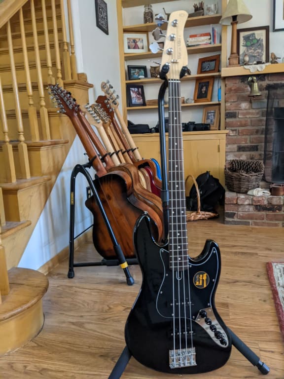 Sire Marcus Miller V3 4-String Bass Black | Guitar Center