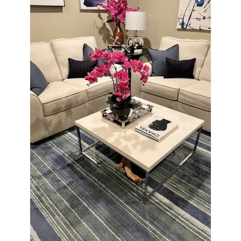 SAFAVIEH Malone White/Chrome High Gloss Coffee Table 35.4" W x 35.4