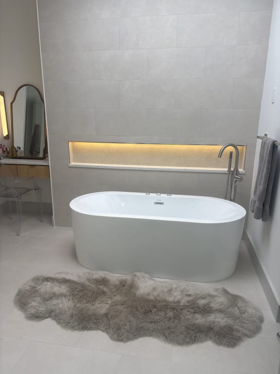 Customer Image Captioned: 2x6 sheepskin bath rug