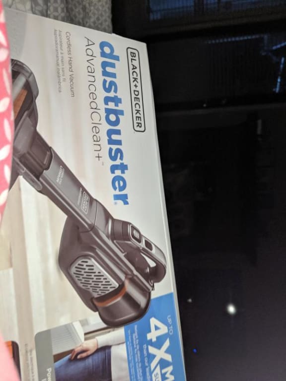Black & Decker Dustbuster 10.8V 2.0AH Chili Red Cordless Handheld