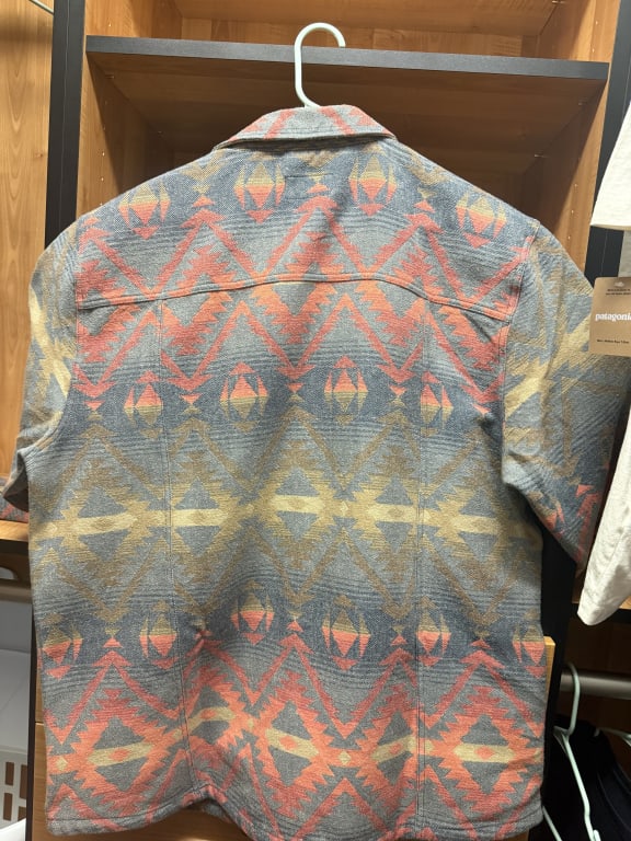Customer Image Captioned: Upper pattern is misaligned at seam