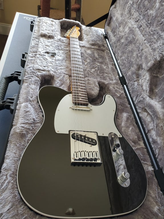 Open Box Fender American Ultra Telecaster Rosewood Fingerboard