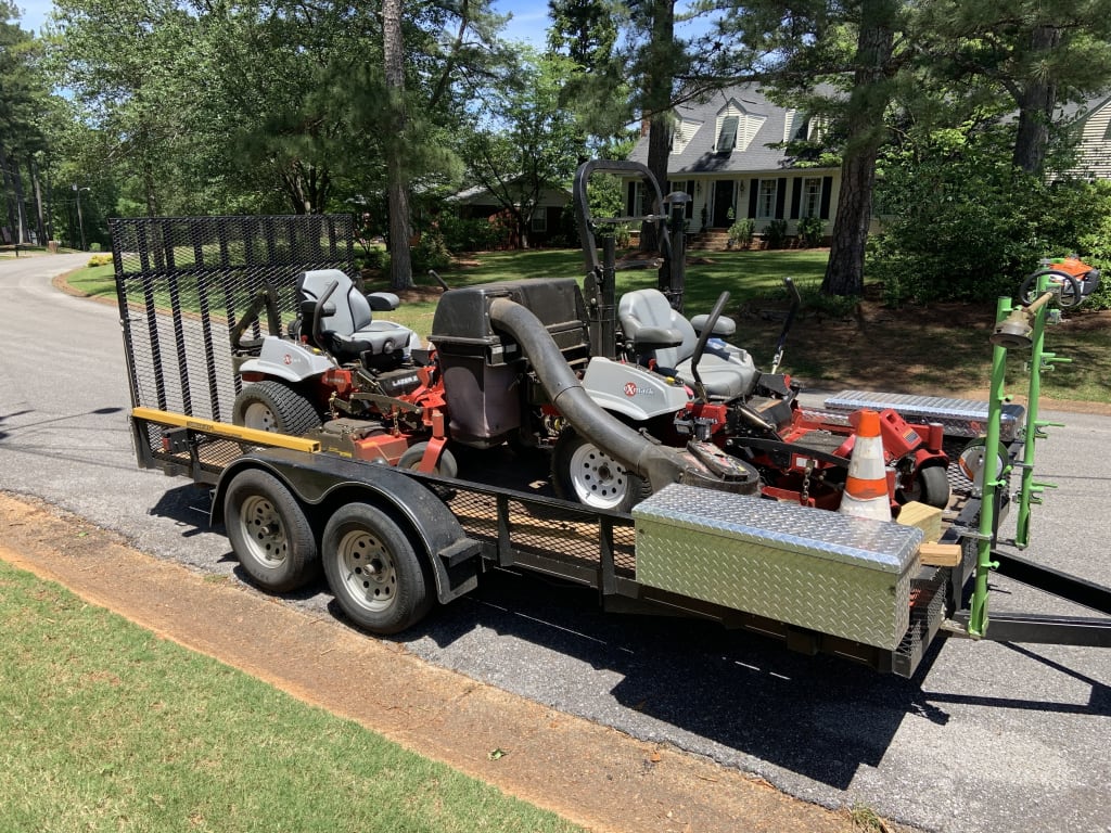 Exmark Lazer Z S-Series Mower | Model LRS801GKA72RA1