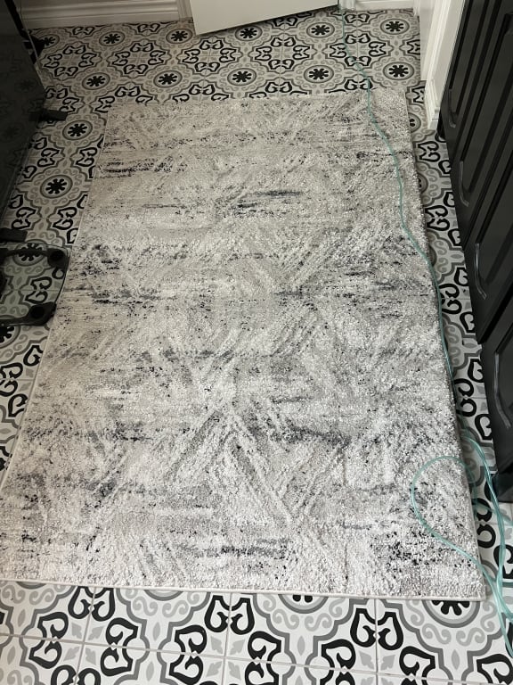 (B593) Boulder Ivory Area Rug, 4x6