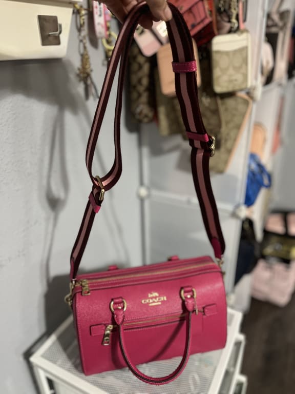 My first Coach bag: Rowan model! Thank you for your suggestions 🥹 : r/ handbags