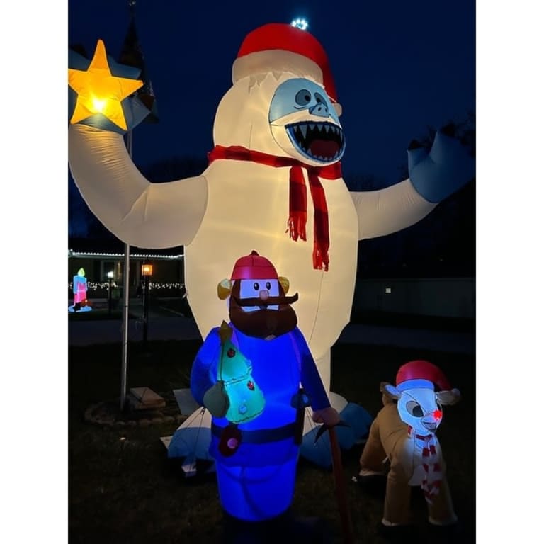 Gemmy Christmas Airblown Inflatable Yukon Cornelius with Tree, 6 ft