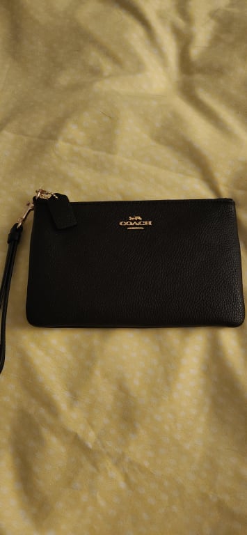 BLACK COACH SMALL WRISTLET (22952LIBLK)